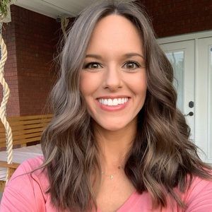 Meet your Posher, Marissa